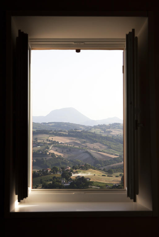 Relais Del Borgo Hotel & Spa 4 Stelle Staffolo Room photo