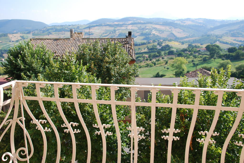 Relais Del Borgo Hotel & Spa 4 Stelle Staffolo Room photo