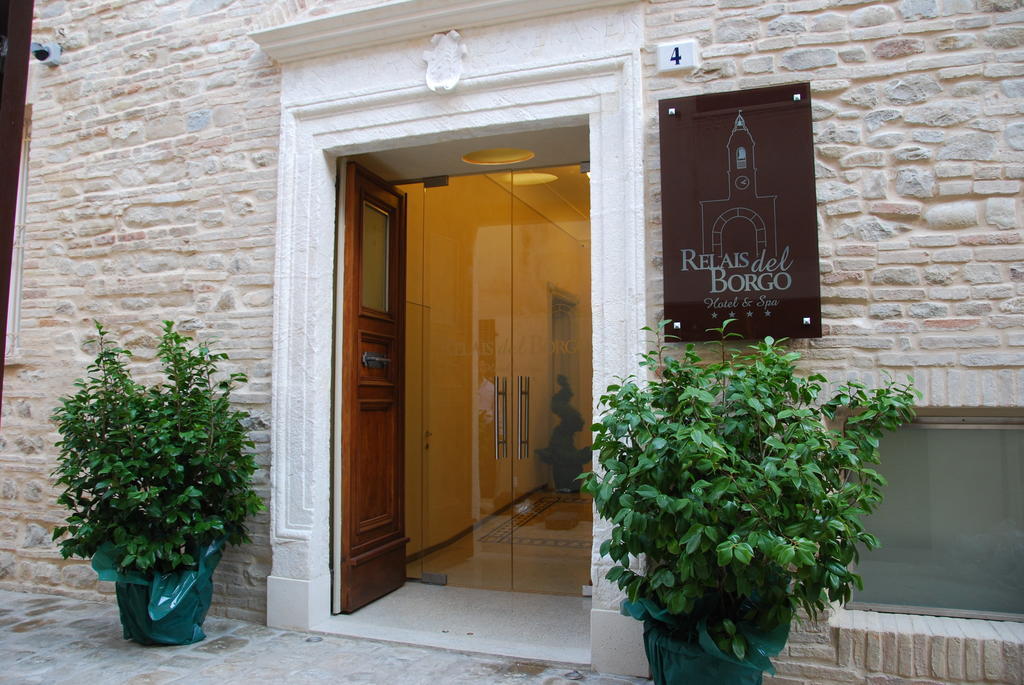 Relais Del Borgo Hotel & Spa 4 Stelle Staffolo Exterior photo